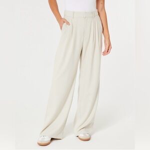 Hollister ultra High rise Wide-Leg Pants